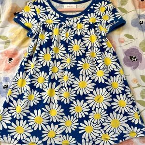 Hanna Andersson Navy Dress with White & Yellow Daisy Print